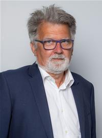 Profile image for Councillor Stephen Hibbert